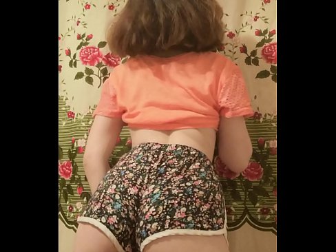 ❤️ Sexi mladá kočka si vyzlieka šortky pred kamerou ☑ Porno video na sk.xxx050890.ru ❌