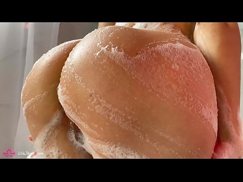 ❤️ Brunetka masturbuje kundičku s vibrátorom až do intenzívneho orgazmu v sprche ☑ Porno video na sk.xxx050890.ru ❌